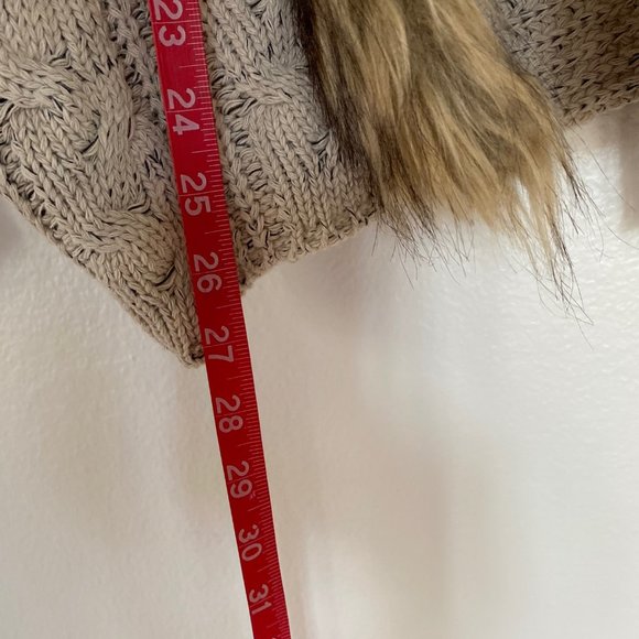 #109 Fun sweater by Cellabie - Picture 13 of 14